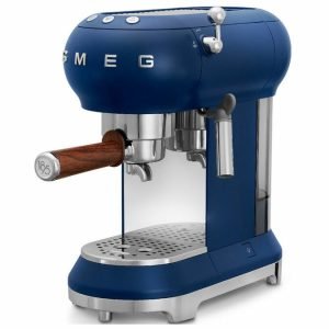 Smeg Siebträgermaschine Blau + Smeg -Kaffeemühle von 1895 Lavazza